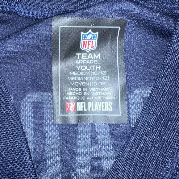 NWOT Youth Med (10/12) NFL Players Team Apparel Brady #12 SS Football Jersey - Picture 2 of 9
